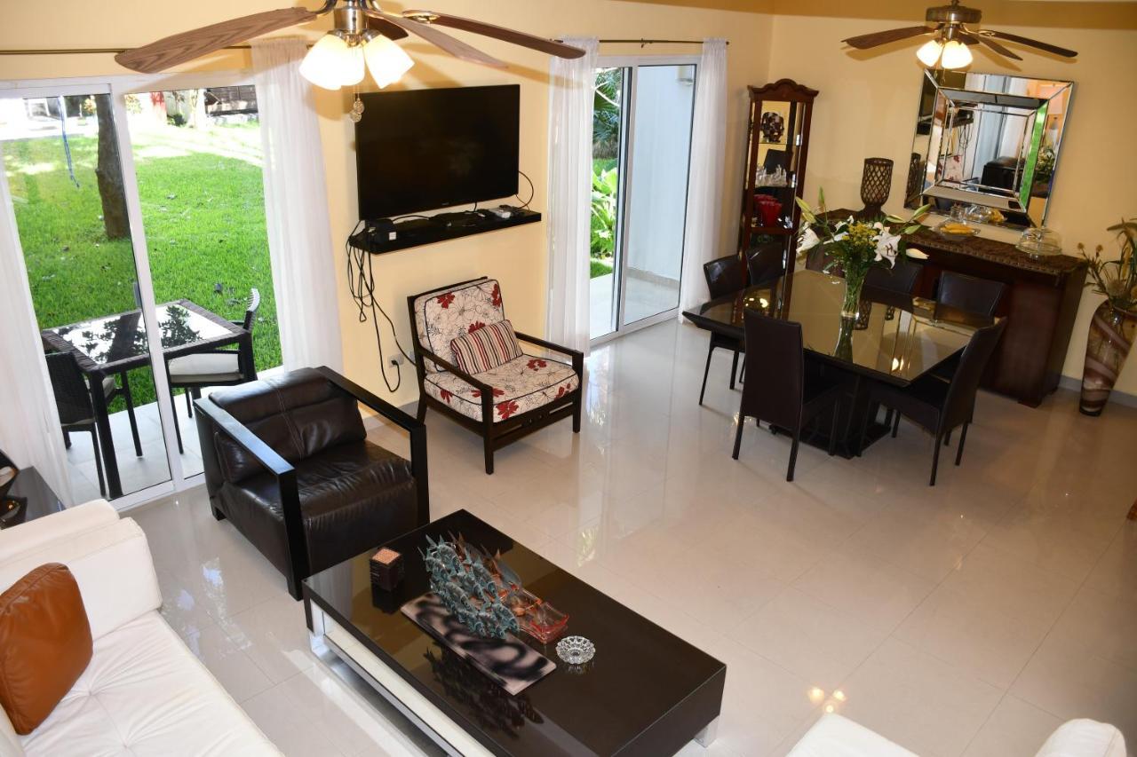 4 Bedroom Luxury Villa & 3 Bedroom Villa With Swimming Pool Close To The Beach Сasa de vacaciones