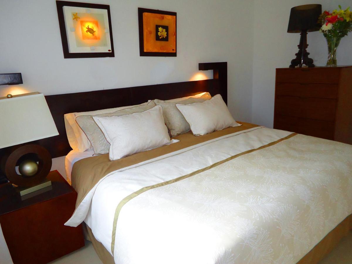 Сasa de vacaciones 4 Bedroom Luxury Villa & 3 Bedroom Villa With Swimming Pool Close To The Beach