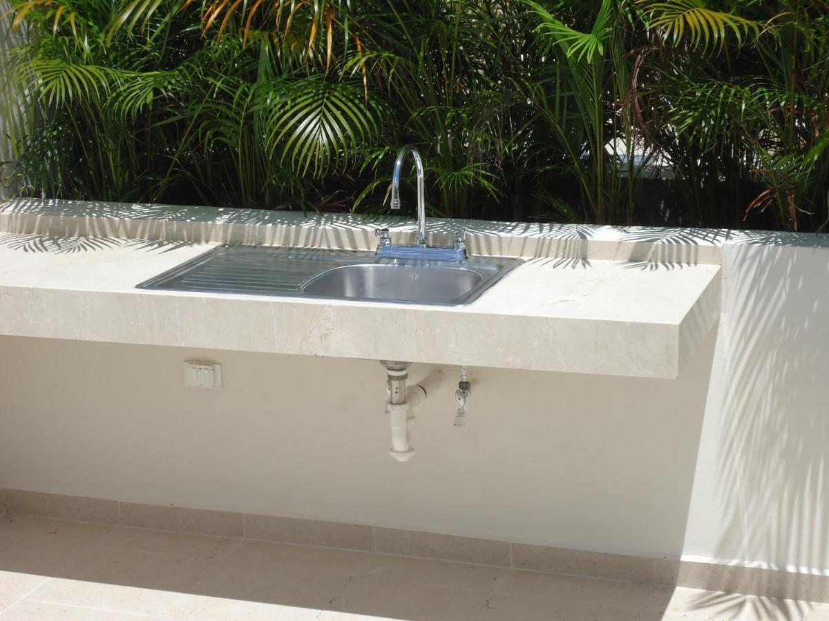 Сasa de vacaciones 4 Bedroom Luxury Villa & 3 Bedroom Villa With Swimming Pool Close To The Beach